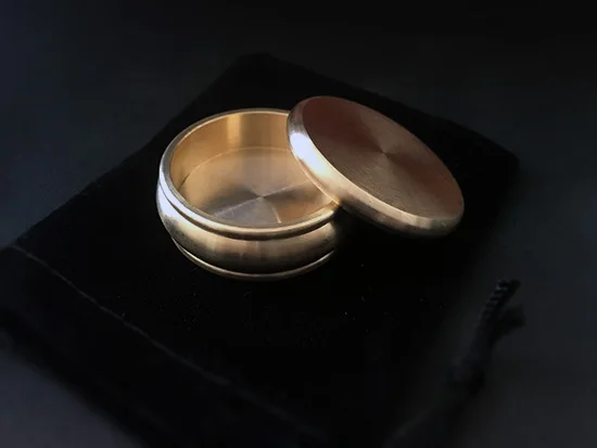

Buddha Boston Box (Half Dollar,Brass) Coin Penetrate Vanish Magia Coin Magic Tricks Illusions Close up Gimmick Magician Toys Fun