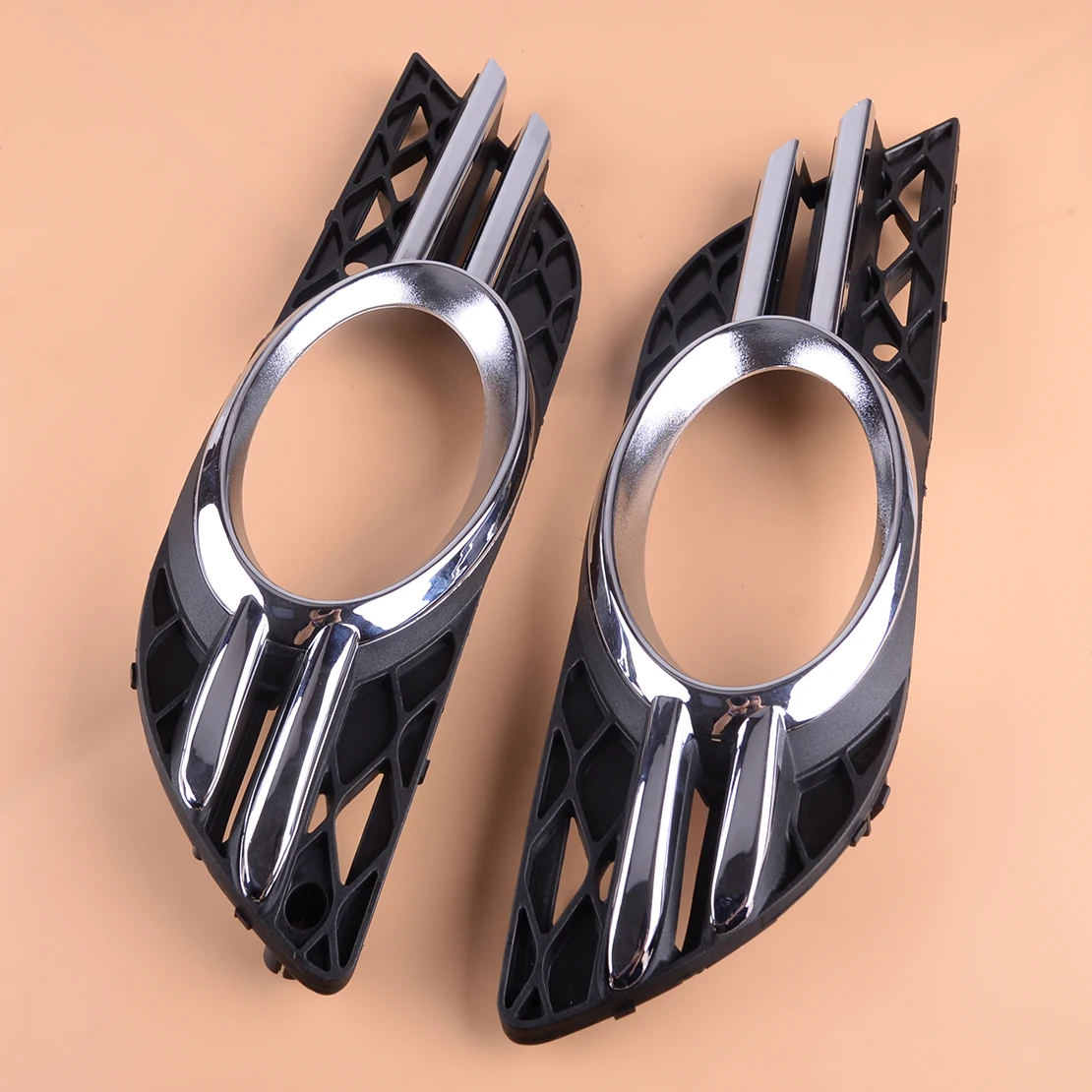 Passat b5 решетка птф. Rb4313 решетка бампера противотуманной фары правая. Накладка птф хонда сивик 4 д. Решетка противотуманной фары. Решетка на левое противотуманная фара geely mk.