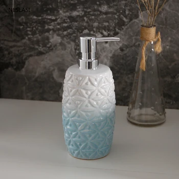 

Creative three-dimensional relief Lotion bottle Ceramic Soap Dispenser Home hand sanitizer Storage Liquid shampoo bottles 550ml