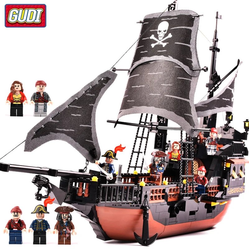 

GUDI 652pcs Caribbean Black Pearl Ghost Ship large Models Building Blocks educational Birthday Gift Compatible Legoingly