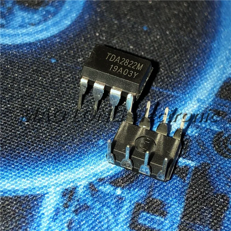 10 шт./лот TDA2822M DIP8 TDA2822 DIP 2822M DIP-8 новый и оригинальный IC в наличии 3 6 9 12 В 15 |