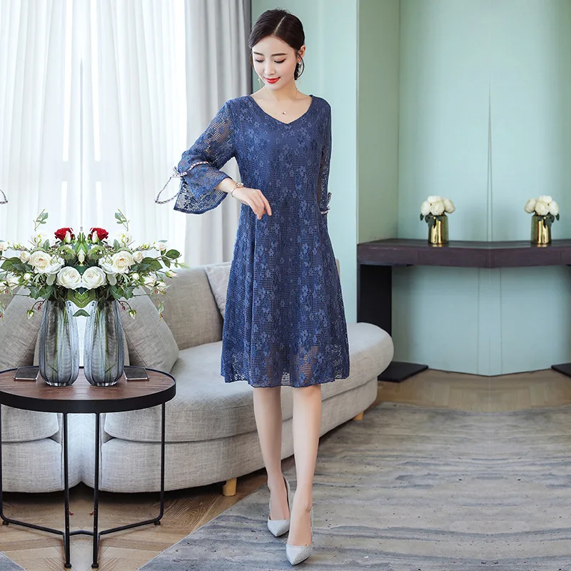 

2019 Spring And Summer New Style Large Size Fat Mm Belly Covering Lace Slimming by Age Chinese-style Bell Sleeve Dress