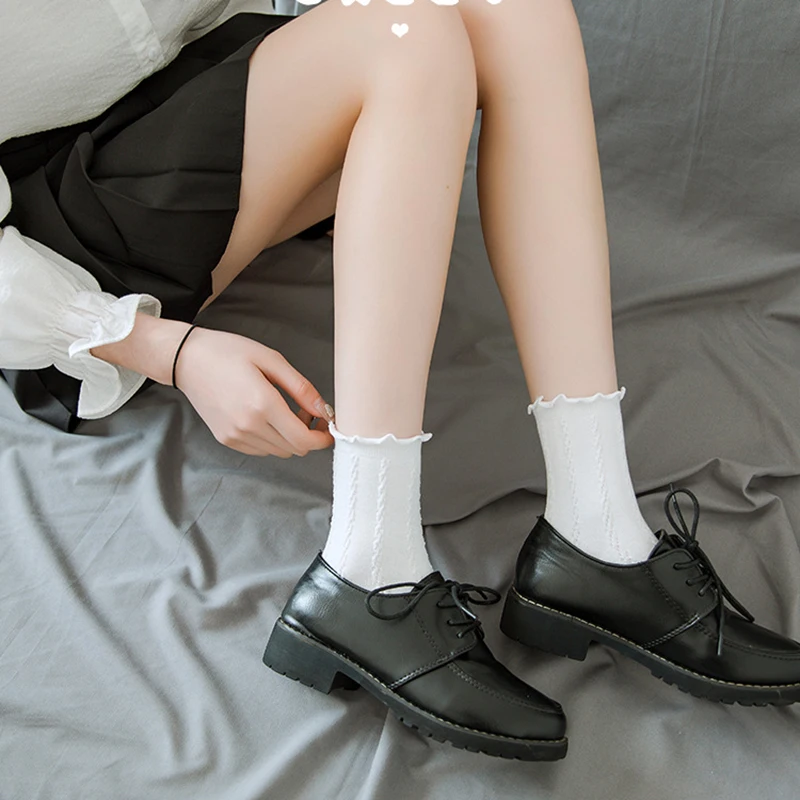 Lolita White Lace Socks Women Heart Bowknot Cotton Socks Femme Sweet JK Socks Ankle Dress Calcetine Medias