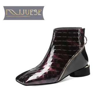 

MLJUESE 2021 women Ankle boots Cow leather Winter short plush Square Toe Zipper Med heels female boots size 40