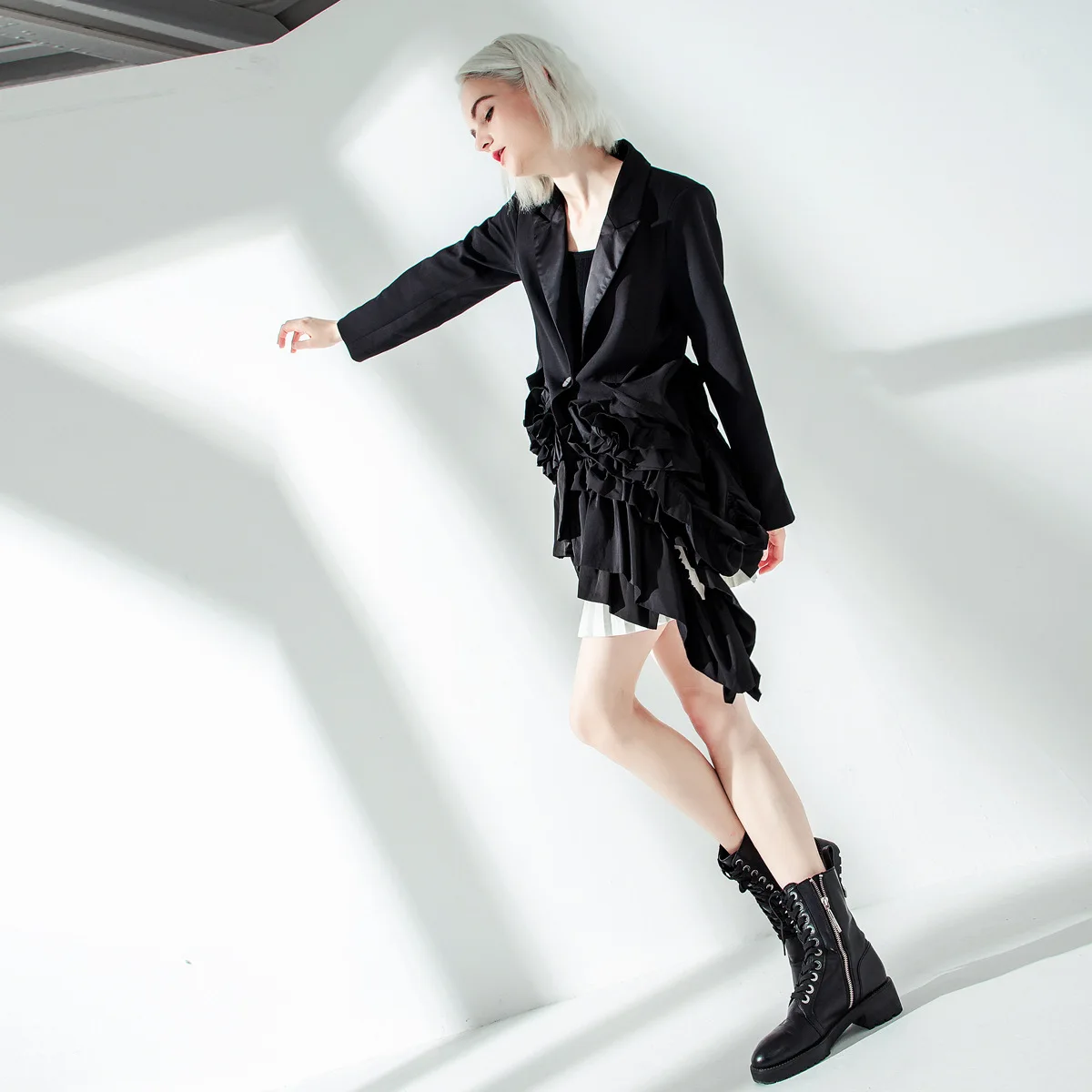 

2019a/W Joint Irregular Flounced Long Sleeve Slim Fit Suit Jacket 1074