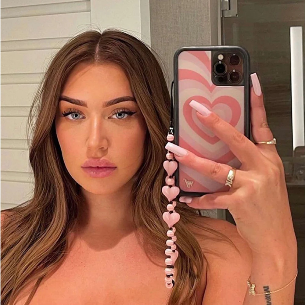 Heart phone chain Clearance