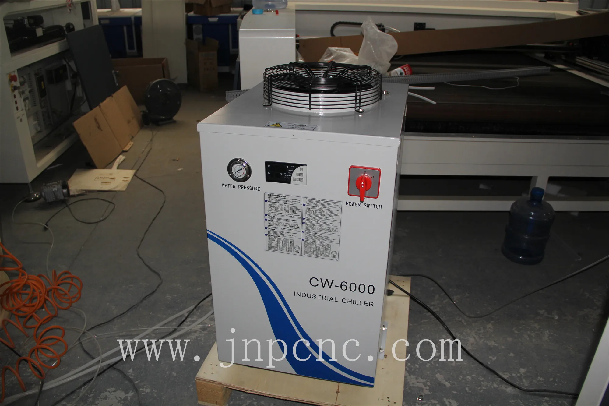 Заказной cnc 150w лазерный резак для металла и неметалла