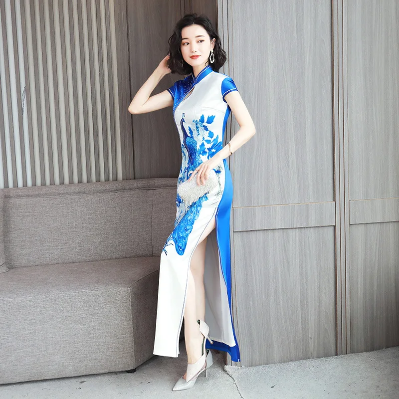 Улучшенный длинный Ципао версия горячей просверленной Cheongsam молодой сексуальный Cheongsam павлин китайский стиль вечернее платье