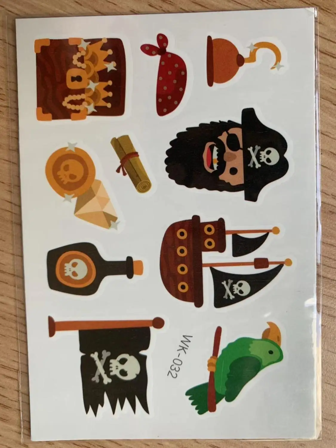 Funny Environmentally Friendly Cartoon Pirate Temporary Tattoo Stickers Kids Treasure Hunt Fake Body Waterproof Tattoo 1 Sheet - Color: WK-032