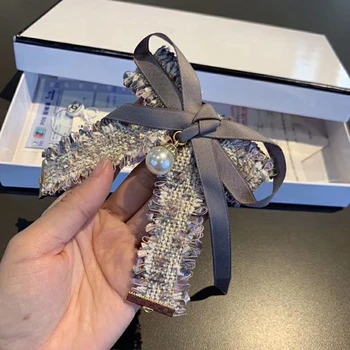 

Women Vintage Dangle Pearl Bowknot Fabric Lattice Brooches Ribbon Brooch Pin Jewelry Badge Houndstooth Brooch Girl