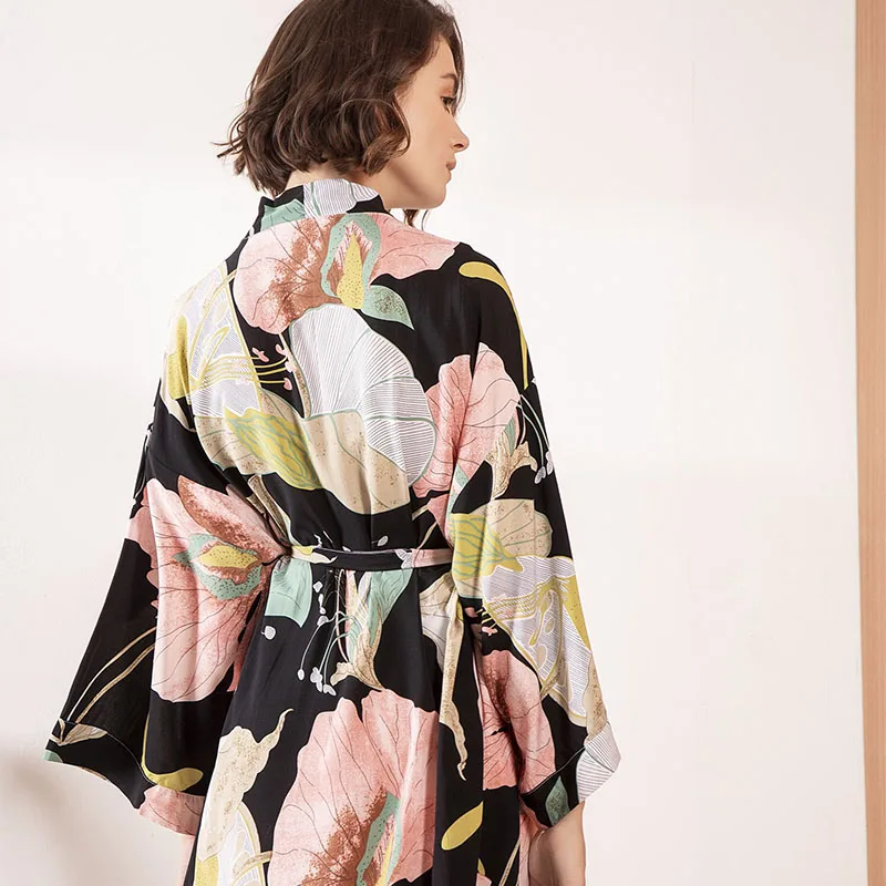 Spring New Ladies Silk Satin Thin Robe Comfort Fresh Style Floral Printed Sleepwear Sexy Nightgown Femme Satin Homewear women sleepwear silk robe