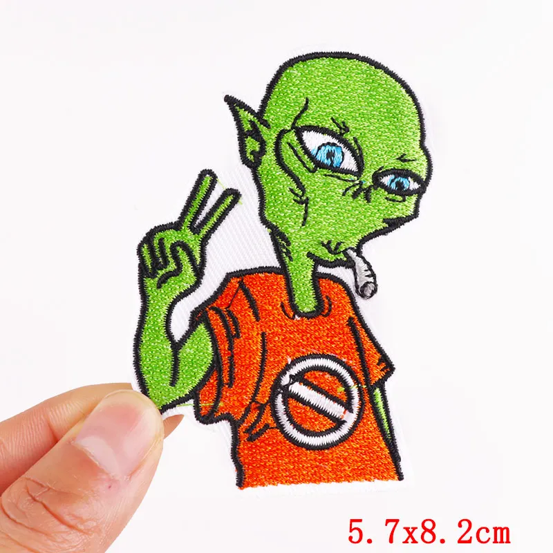 Prajna Alien Embroidered Patches On Clothes DIY Space UFO Applique Clothing Thermoadhesive Patches for Clothing Stickers Badges 