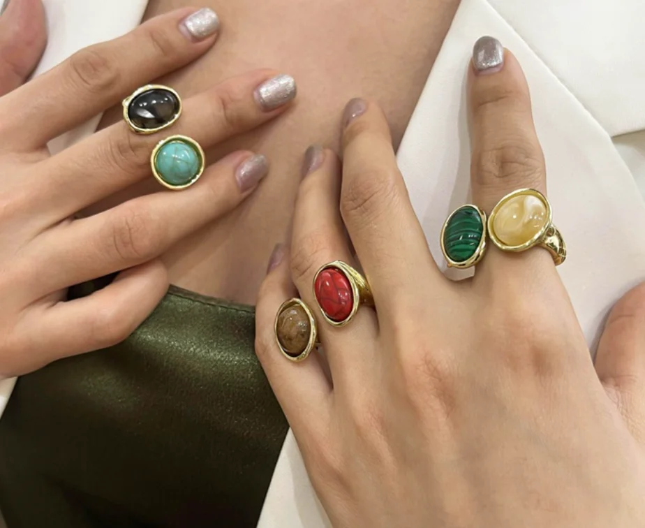 2023 trend French retro design irregular gemstone hit color two-tone open rings for women fashion jewelry