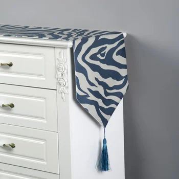 

New Arrival 32*180cm Modern Table Runner For Wedding Party Geometric Decoration Suitable For Home And Hotel Tassel Tabelrunner