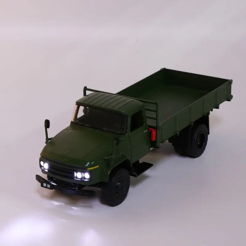 Моделирование RC автомобиль литые игрушки Металл Мини автомобиль автомобили 1/36 Военная кромка дверей грузовика открытый с светодиодный свет подарок для детей