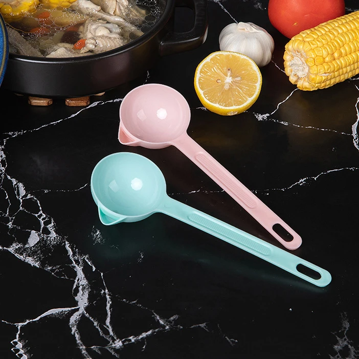 1 Pcs Kitchen Accessories Scoop Oil Filter Grease Spoon Colander Spoon Soup Oil Separation Cooking Colander Tools Cocina Cooking