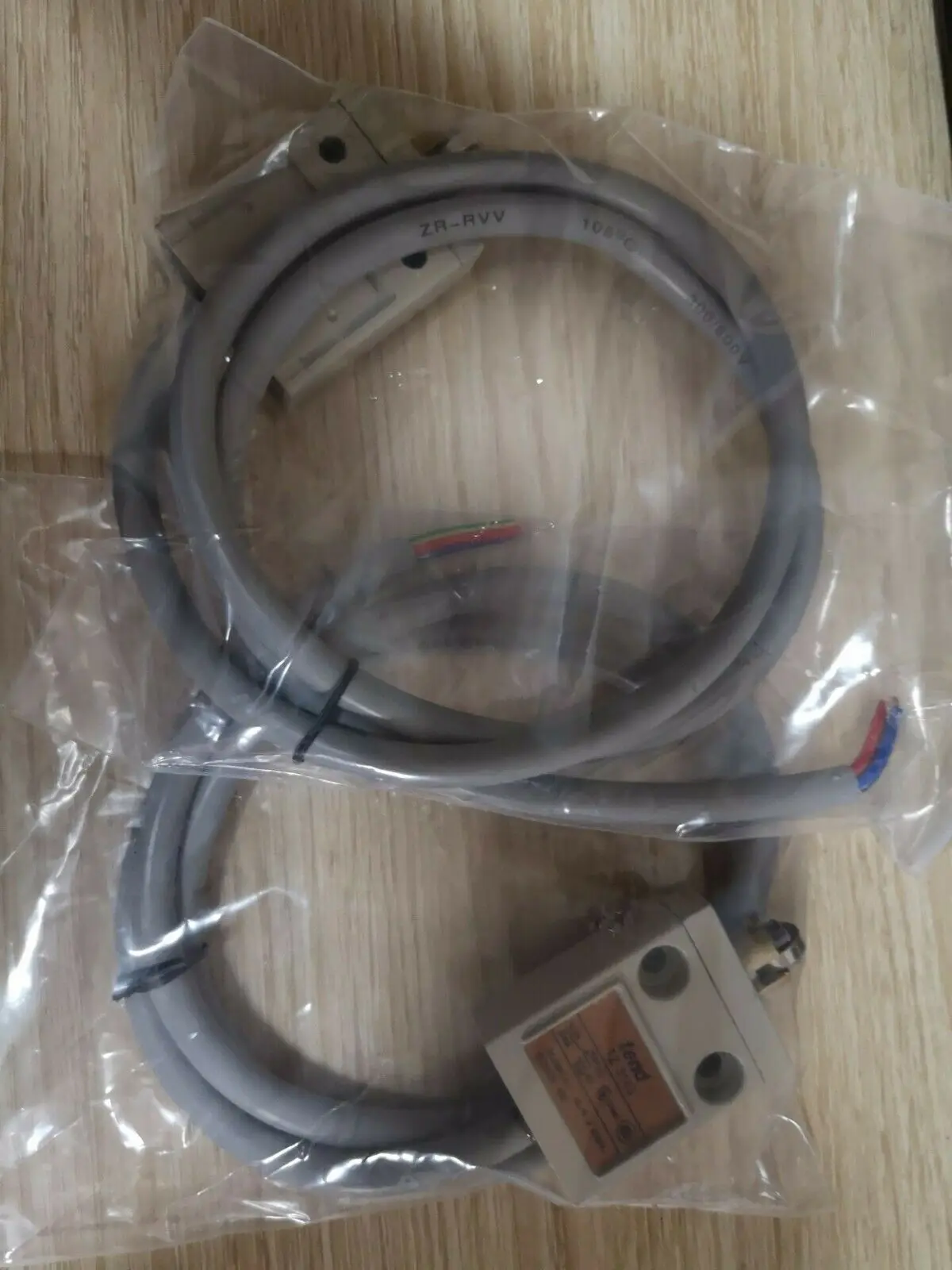 

1PCS Tend Limit Switch TZ-3103 TZ3103 -New