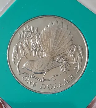 

1980 New Zealand 1 dollar 38mm Commonwealth Coins Old Original Coin Collectible Edition 100% Real Random Year