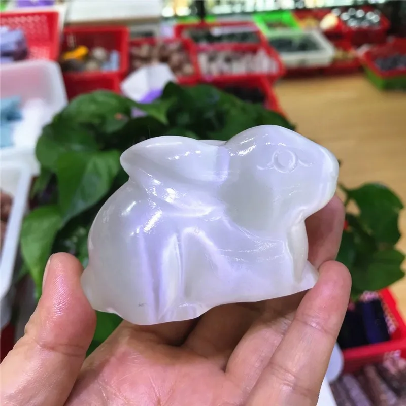 

Natural Selenite Hand Carved Rabbit Figurine Healing Crystal Stone Polished Quartz Crystal Animal Natural Stones 1pcs