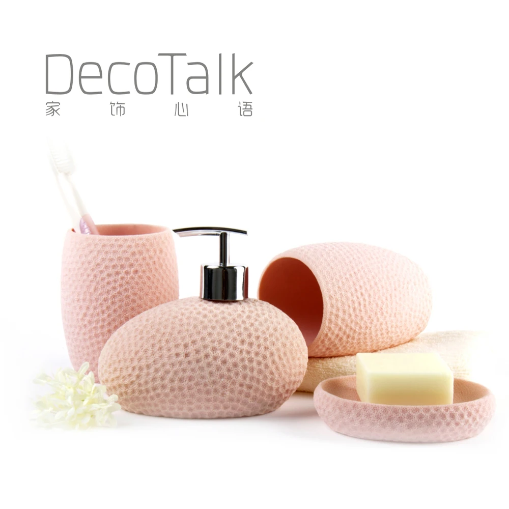 

Free Shipping Nodic Bathroom Accessories Set 4pcs Set DecoTalk Wash Suite Coral Reef Pattern Decoration Set Candy Colors
