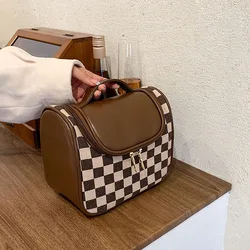 Classic Lattice Cosmetic Bag Large Capacity Travel Portable Make-up Bag Brush Storage Bag Multifunctional Bag Women Handbags