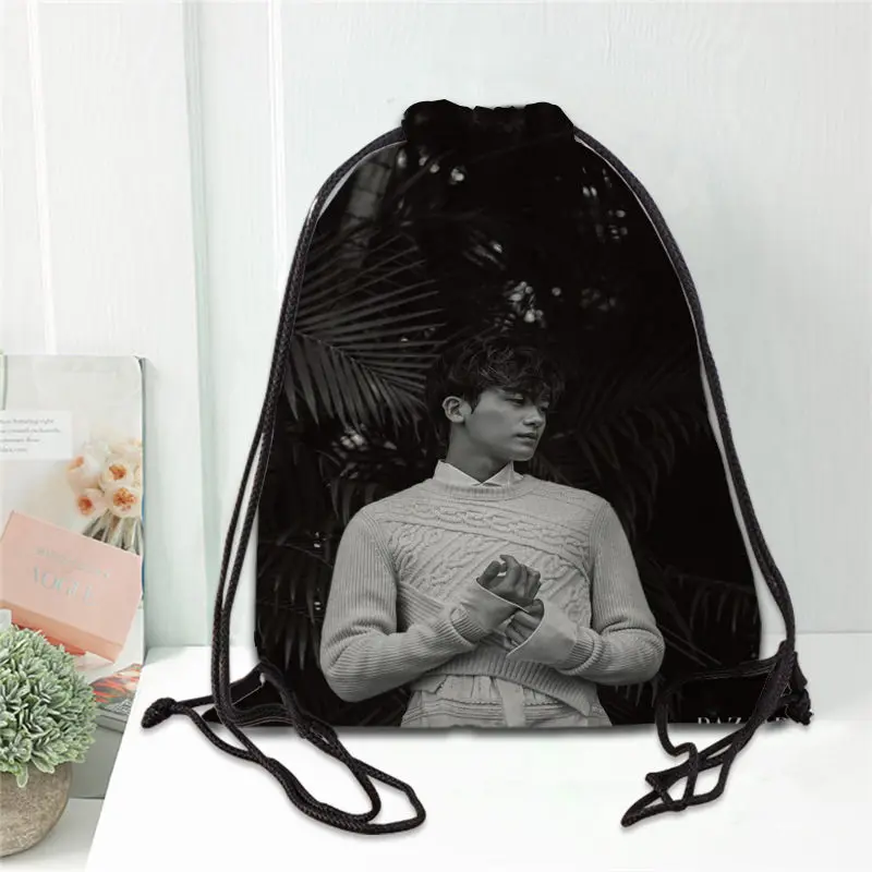 

Custom Park Hyung Sik Printing Drawstring Backpack Shoe bag Travel Beach School Multi-function Satin Drawstring Bags