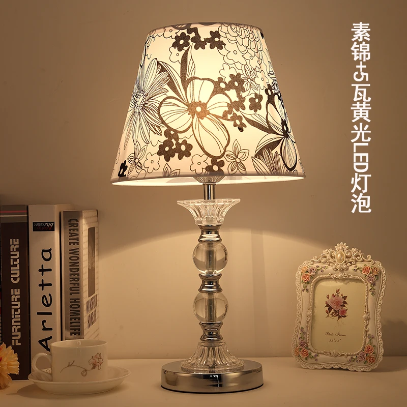 Европейская роскошная Хрустальная настольная лампа, прикроватная лампа для спальни, тканевый ламповый абажур, деревянная основа, жилая настольная лампа - Цвет корпуса: B