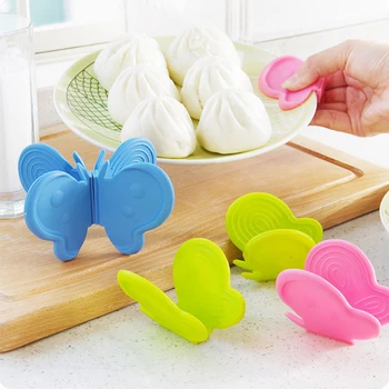 

6Pcs Silicone Heat Resistant Oven Gloves Butterfly Refrigerator Sticker Kitchen Gadget Insulated Heat Pot Clips Multifunctional