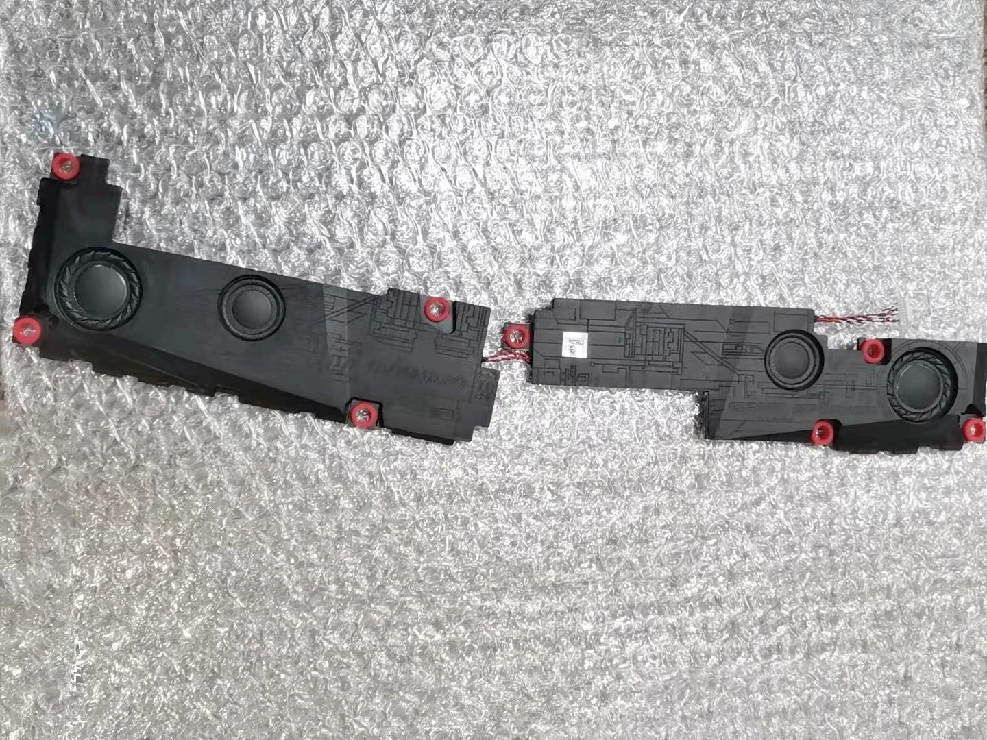 

Новые оригинальные запчасти для ноутбука, сортировочный динамик для MSI GE75 Raider MS-17E1 MS-17E2 динамик