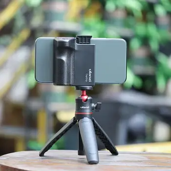 

Bluetooth Smartphone Selfie Booster Sweat-resistant Durable Phone Camera Stabilizer Bracket Holder