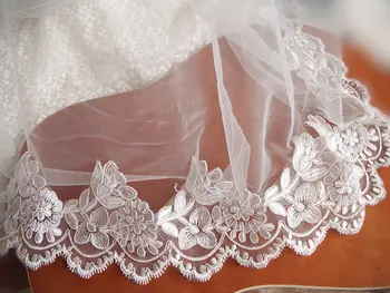 

ivory Bridal Lace trim, alencon Trim, ding lace, cord, embroidered scalloped laceCG010, 10 yards