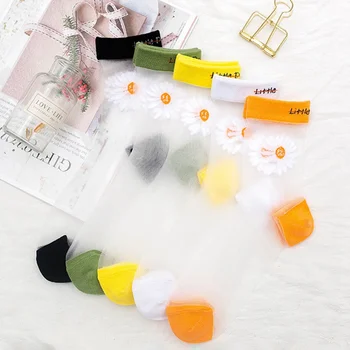 

Sweet Daisy Cartoon Flowers Icons Summer Women Socks Street Snap Fashion Cute 5 Colors Girls Sheer Breathable