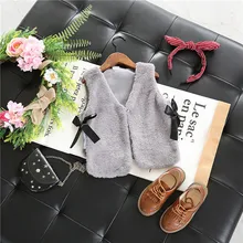 Детская одежда; сезон осень-зима; стиль; жилет для девочек в дебютантном стиле с бантом по бокам; Меховой жилет с имитацией меха; N6169