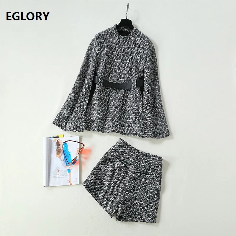 

Women's Set 2019 Autumn Winter Jacket Set Women Cape Poncho Style Wool Coats+Beading Button Warm Wool Shorts Set Clothing Ladies
