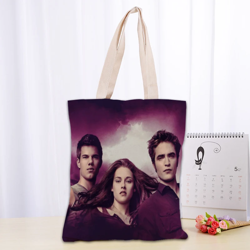 Eco-Friendly Canvas Tote Bag - Stylish and Versatile Shoulder Bag