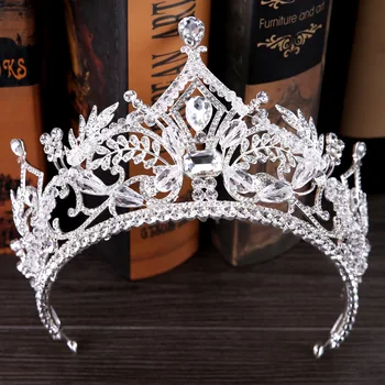 

Vintage Baroque Queen Tiara Wedding Crown Bridal Diadem Gold Crystal Rhinestone Head Jewelry Headpiece Wedding Hair Accessories