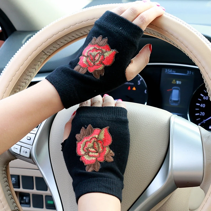 Gloves Women National style embroidery Flower vintage Winter Warm Mittens for Autumn Ladies Female Gloves Mittens Girls Gift