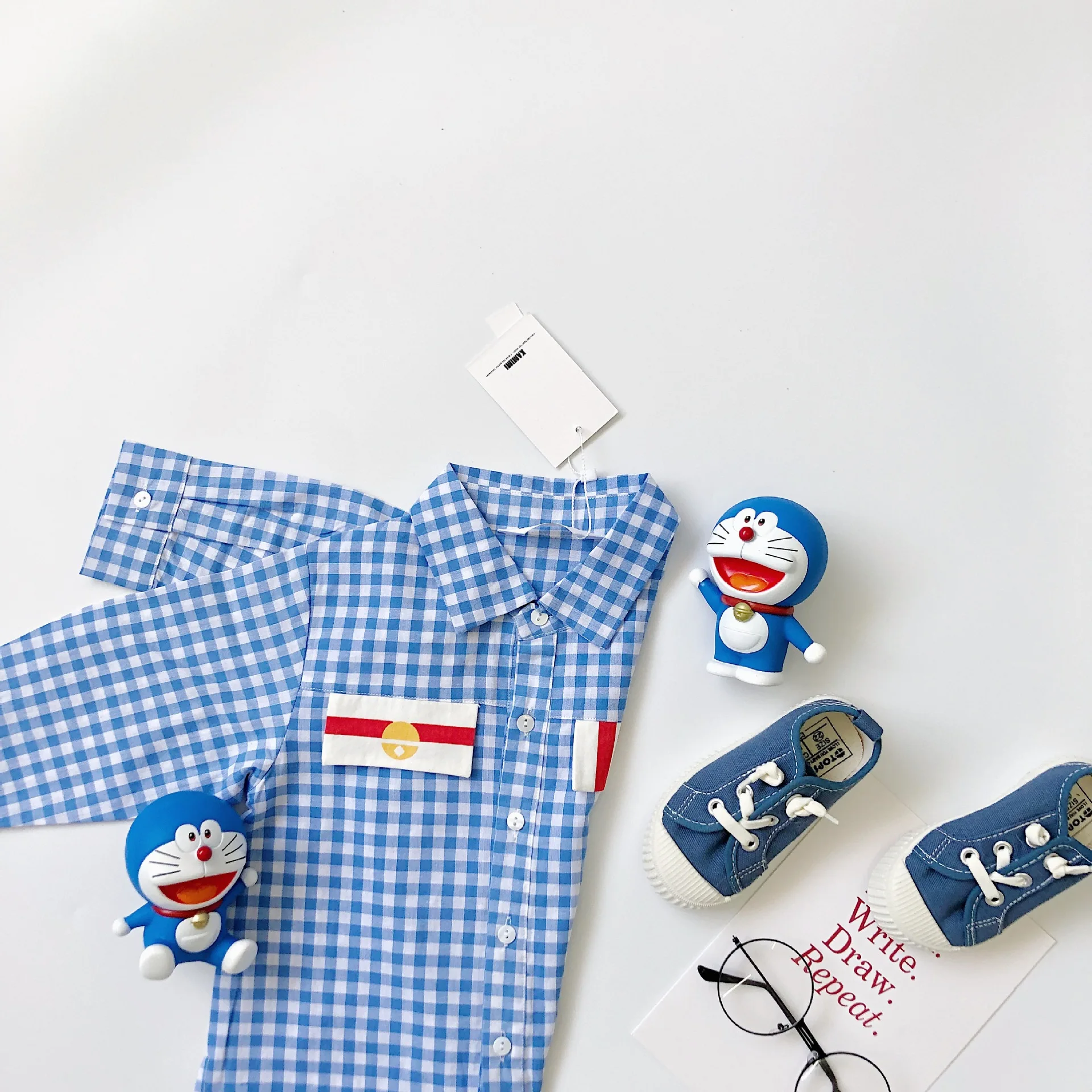 Tonytaobaby/Новинка; осенняя одежда с принтом из мультфильма; осенние рубашки в клетку для маленьких мальчиков и девочек; рубашка с длинными рукавами