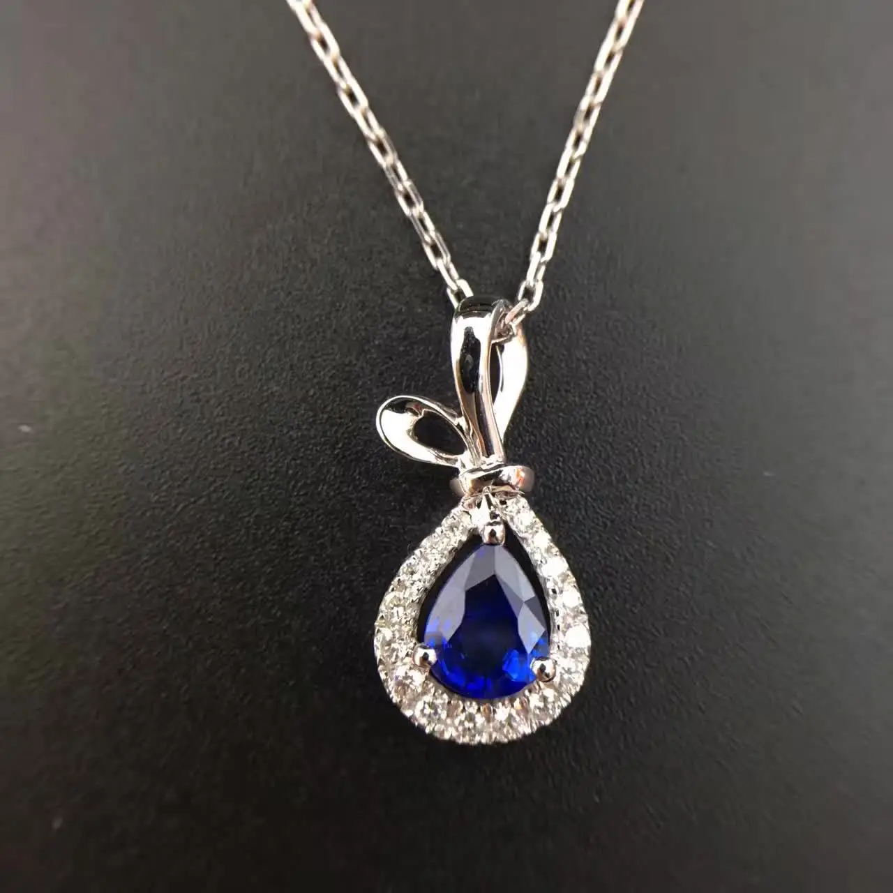0.589ct+ 0.148ct 18K белое золото натуральный сапфир и кулон ожерелье с бриллиантами инкрустированные завод прямой Сапфир-ювелирные изделия
