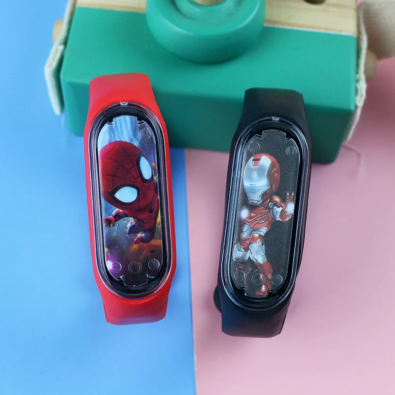 Reloj deportivo electrónico para niños y niñas, pulsera con luz LED blanca de dibujos animados, regalo infantil