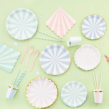 

Riscawin10Pcs Happy Carvinal Disposable Tableware Set,Plate Cup Napkin Straw Cutlery For Picnic Birthday Party Wedding Chrismas