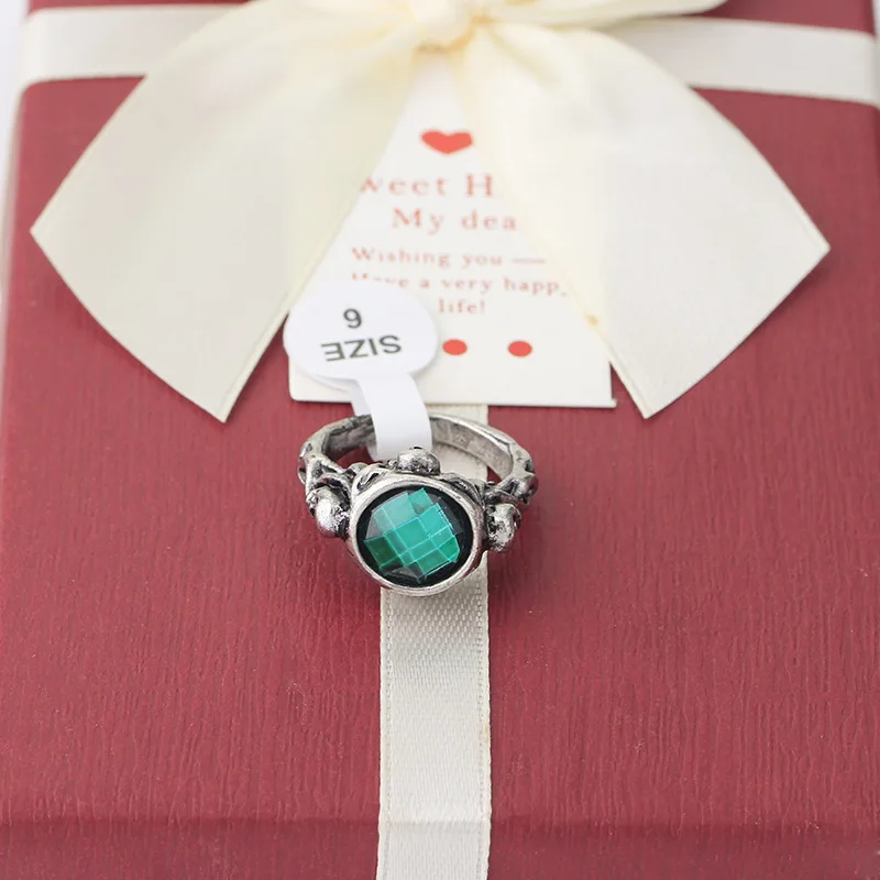 4392377491_1330985815