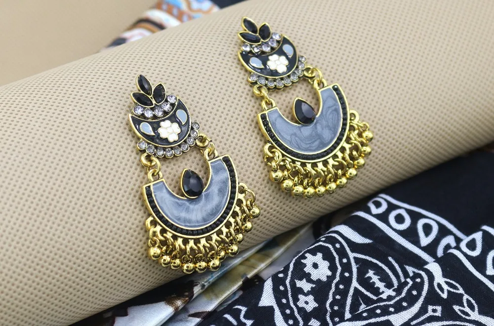 13443939668_678988408