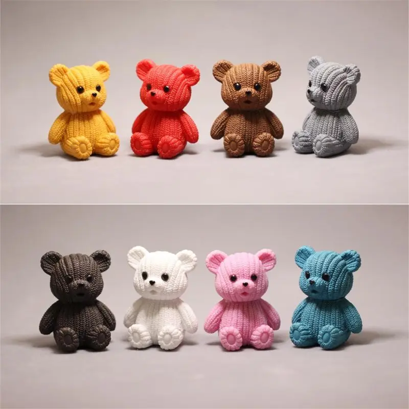 small plastic teddy bears