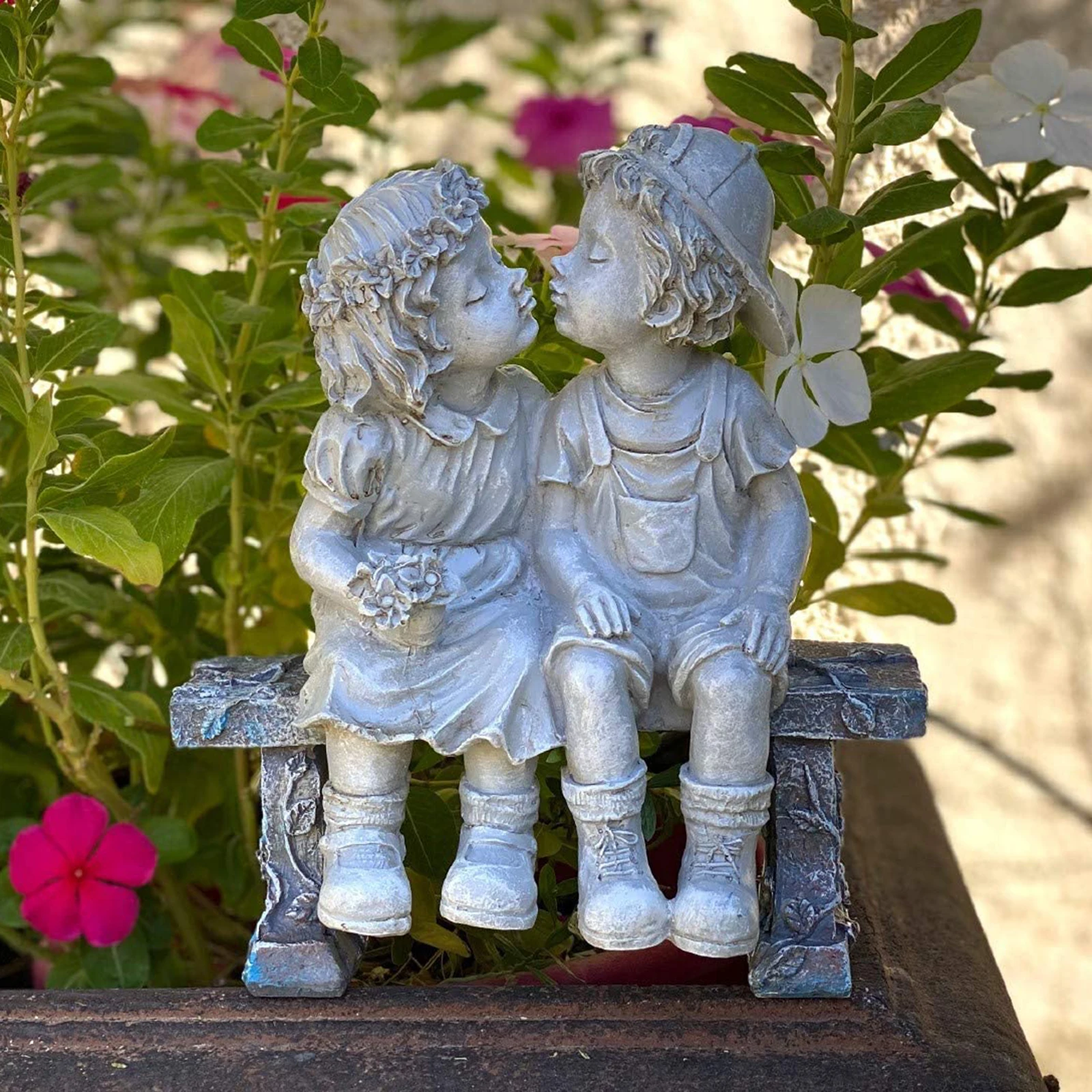 Boy Girl Kissing Statue Ornament Figurine Home Garden Sculpture Couple *38 cm* 