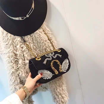 

New Embroidery Shoulder Bag Chains Messenger Bag Fashion Girls Casual Handbag Simple Leisure Personality Small Square Women Bag