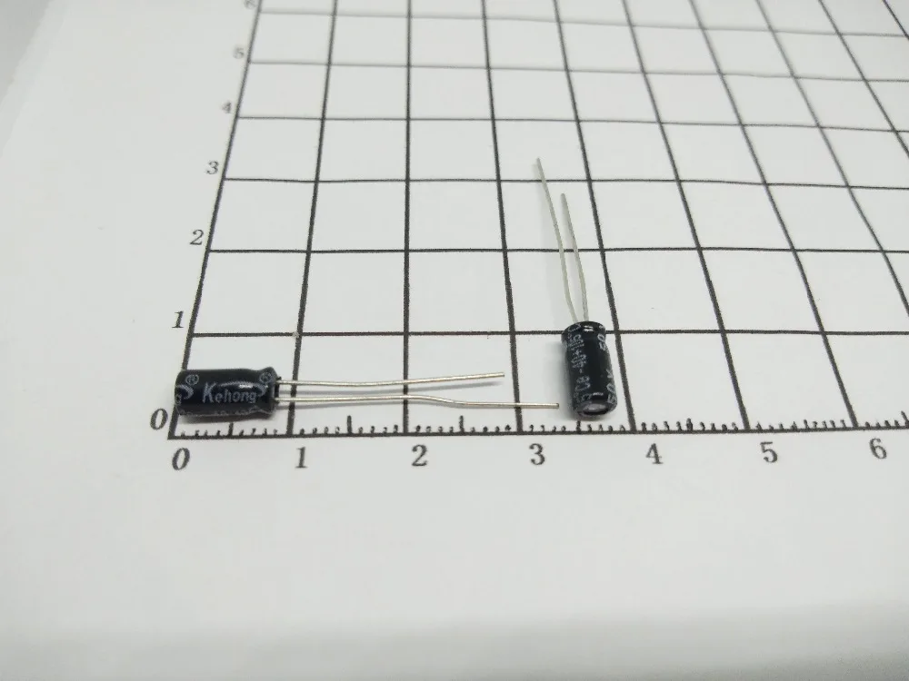 32604451330(4.7UF 50V  4 7) (1)