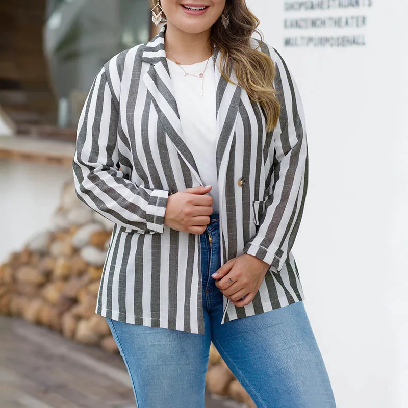 Осеннее Женское пальто размера плюс, обхват груди 136 см, 5XL, 6XL, 7XL, 8XL, Полосатое Женское пальто серого цвета