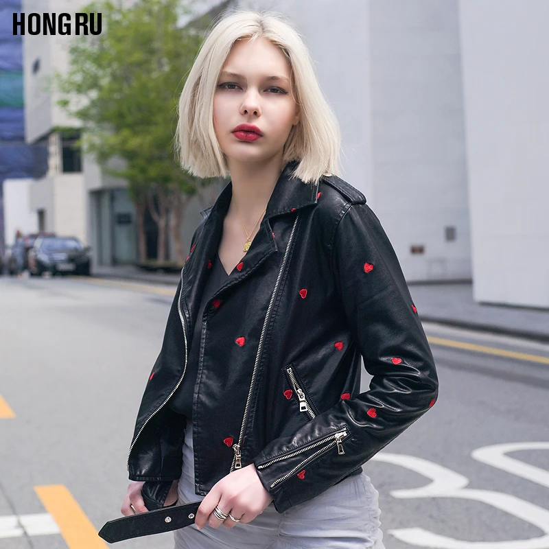 Осенняя новинка, Повседневная модная универсальная куртка из искусственной кожи с вышивкой Love, женские короткие мотоциклетные кожаные куртки, Прямая поставка, wq2489