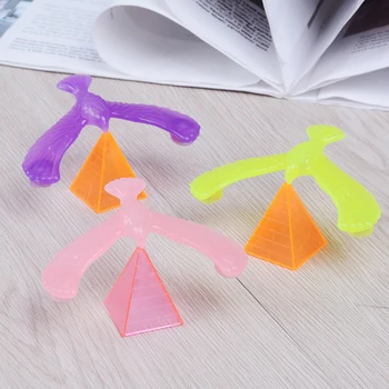 

Magic Balancing Pyramid Balance Eagle Bird Toy Magic Toy Fun Learning Education Gag Toy Gift 1PCS